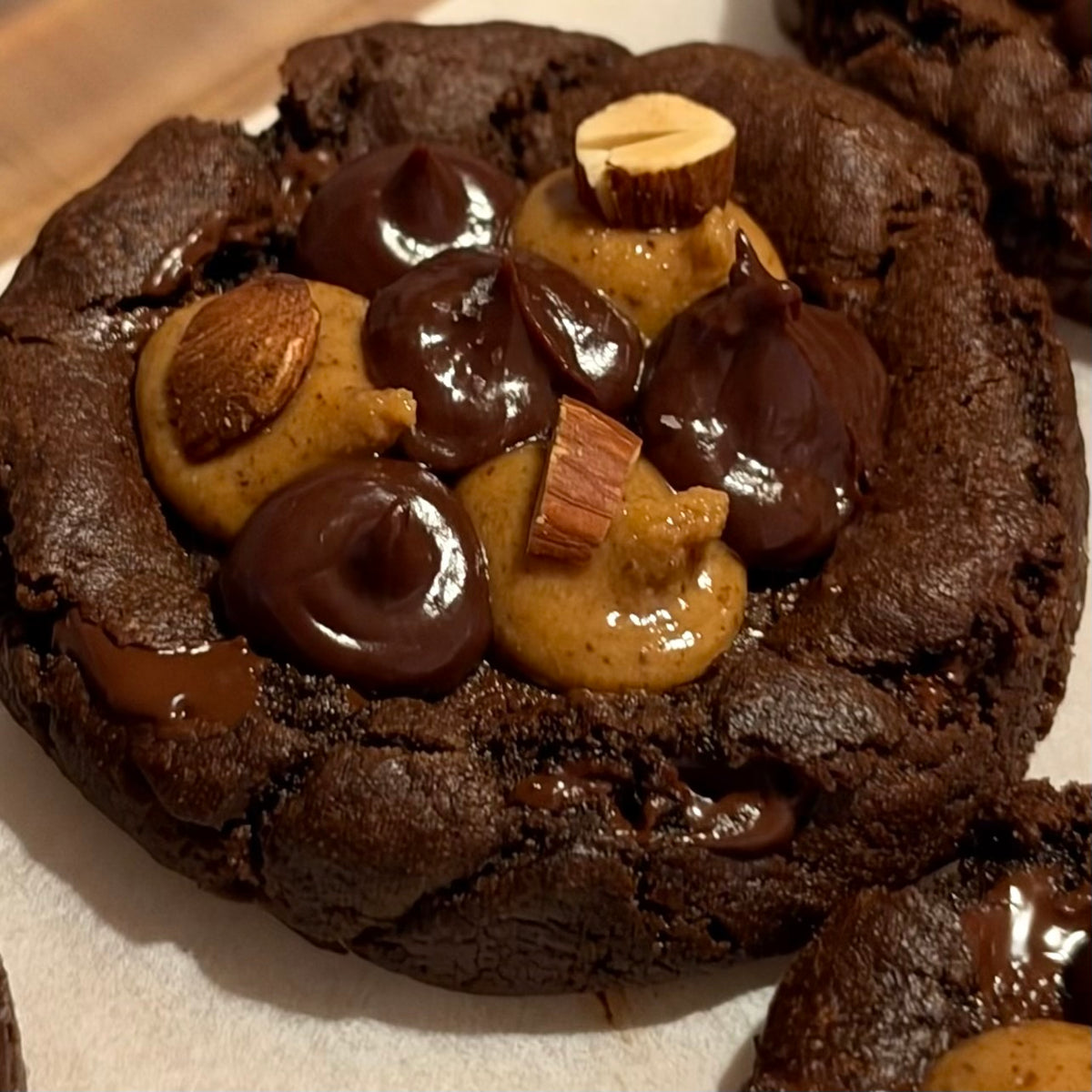 Chocolate & Almond Cookie
